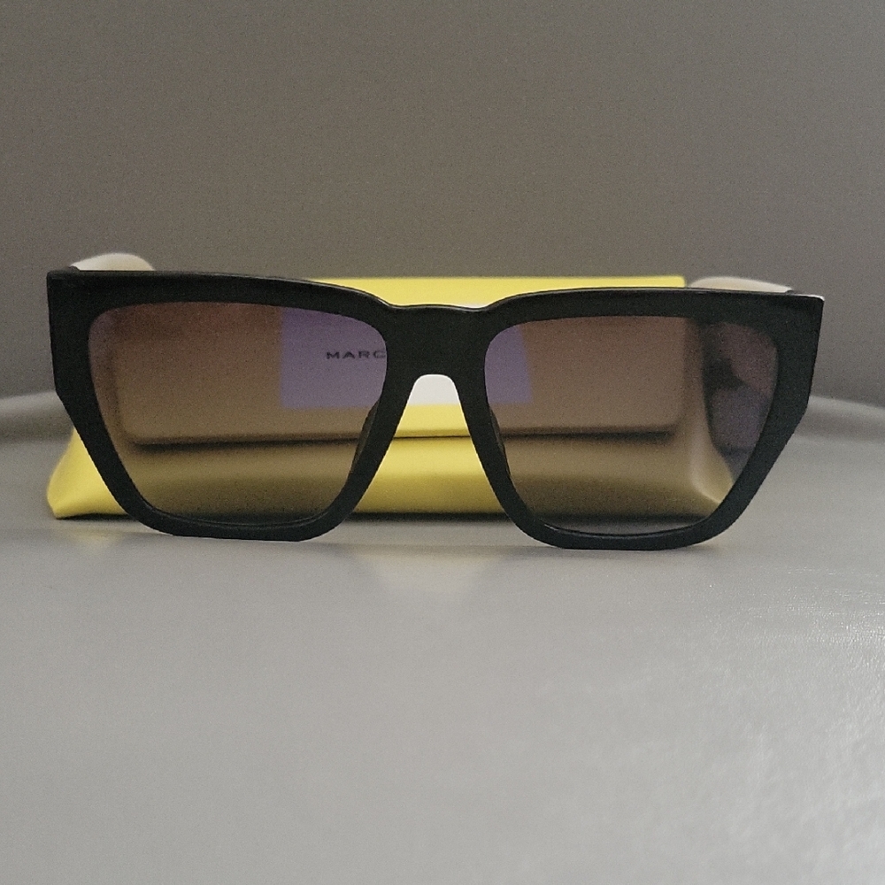 Marc Jacobs Black Square Sunglasses